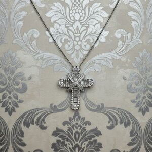925 Stamped Fine silver round & baquette cut   Cross Pendant Necklace 18inches